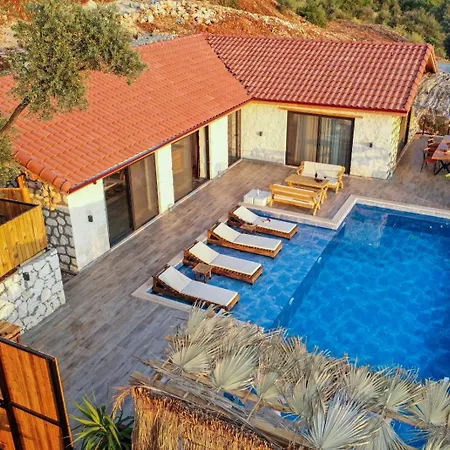 Luvia Country house