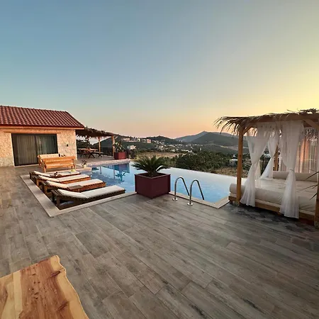 Luvia Country house